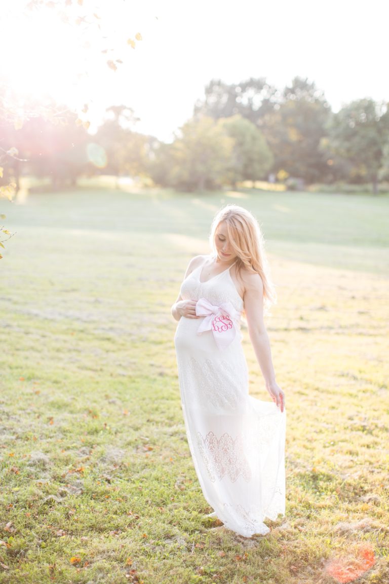 Maternity Pictures - CLASSY SASSY